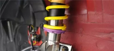 Differences between Shocks & Struts